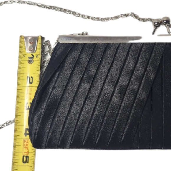 NWT! 🔖BIJOUX TERNER black satin clutch bag - Picture 5 of 14